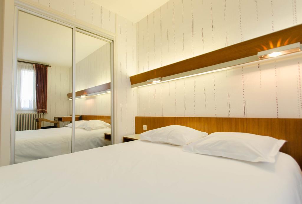 Le Homard Bleu Hotel Berck Room photo